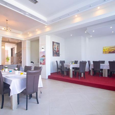 Hotel Princ Golem  Luaran gambar