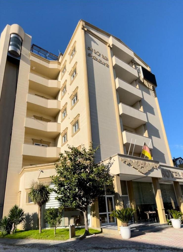 Hotel Princ Golem  Luaran gambar