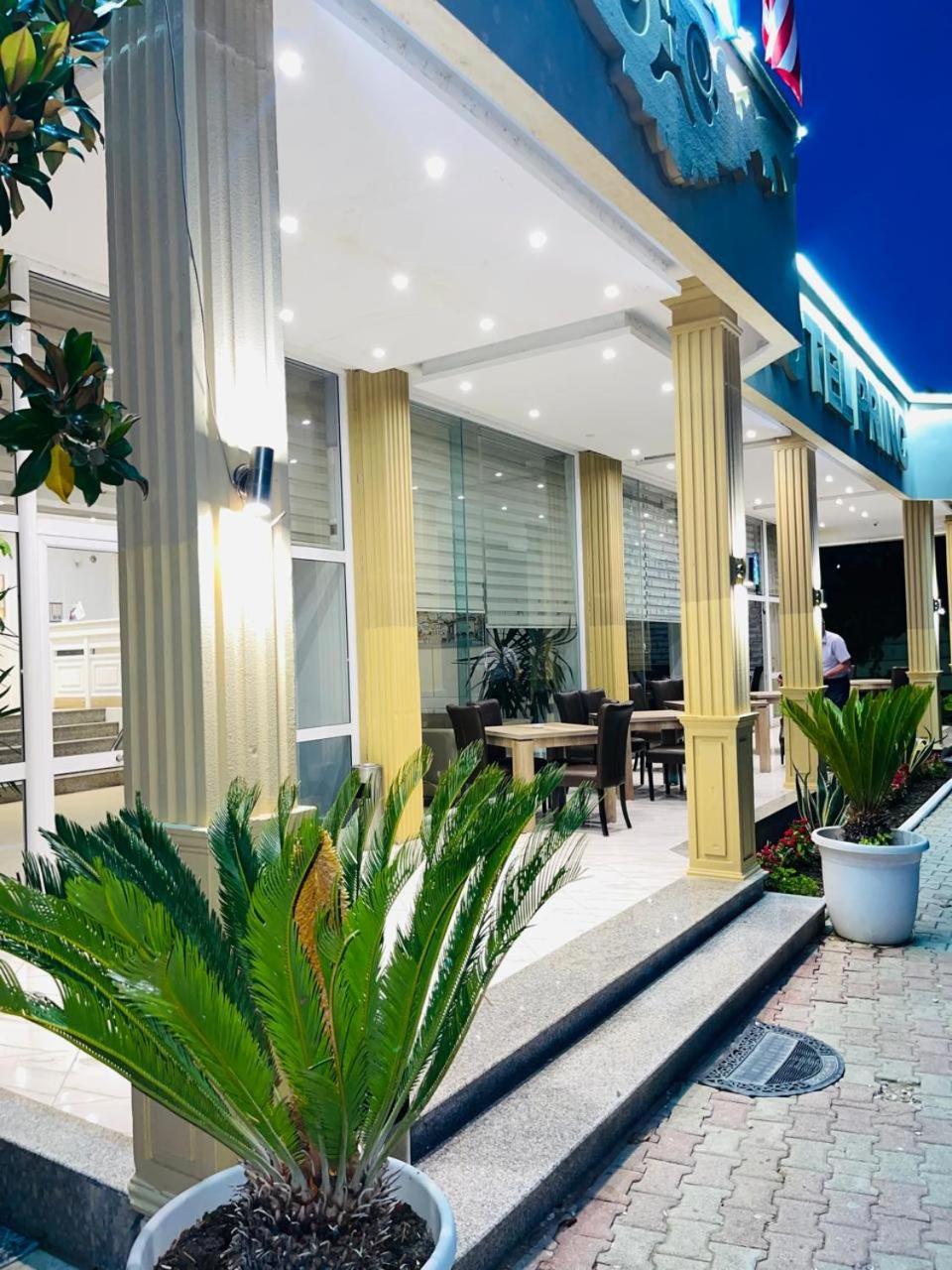 Hotel Princ Golem  Luaran gambar