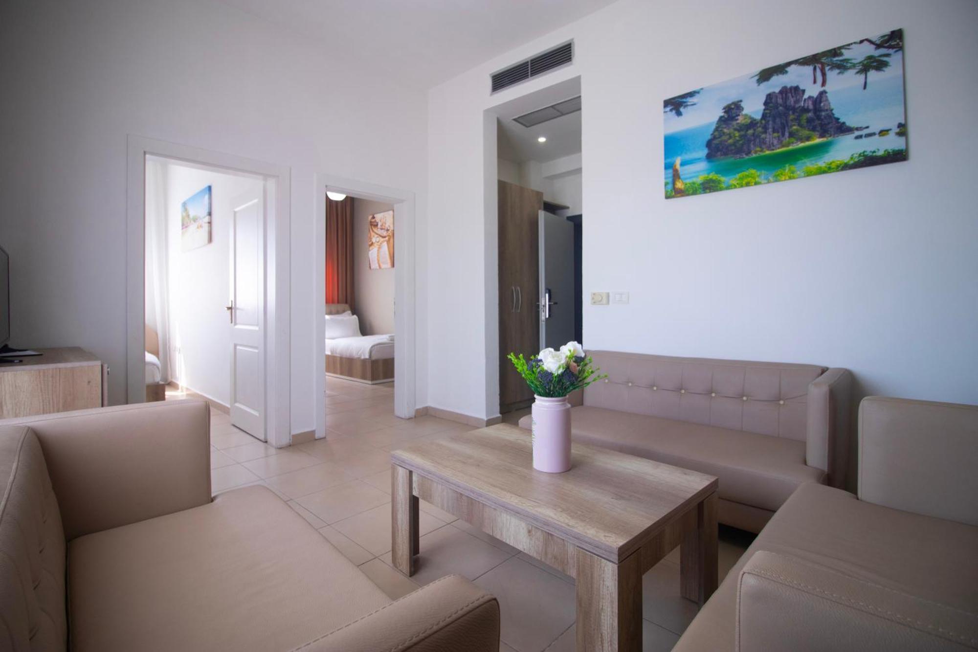 Hotel Princ Golem  Luaran gambar