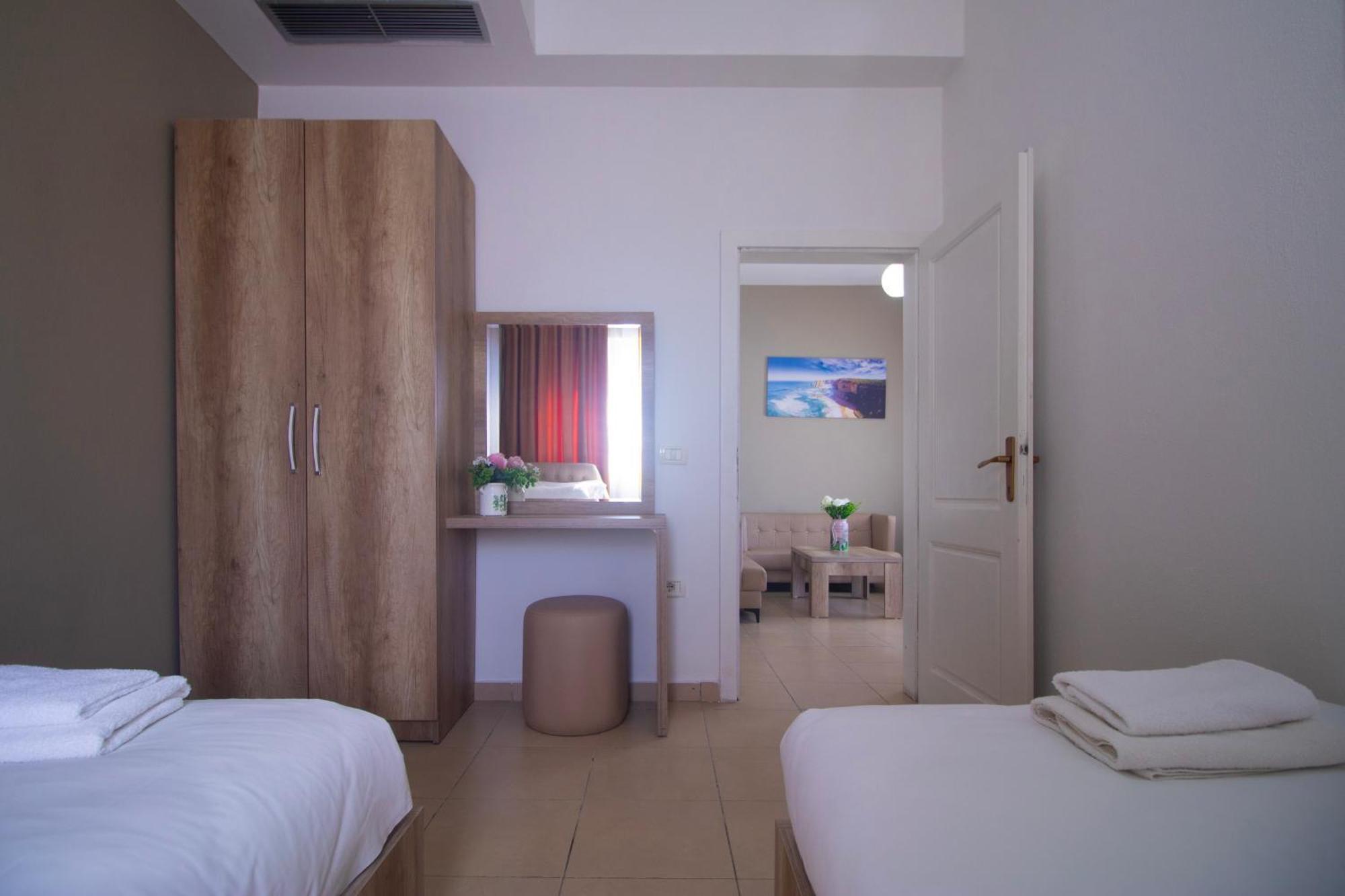 Hotel Princ Golem  Luaran gambar