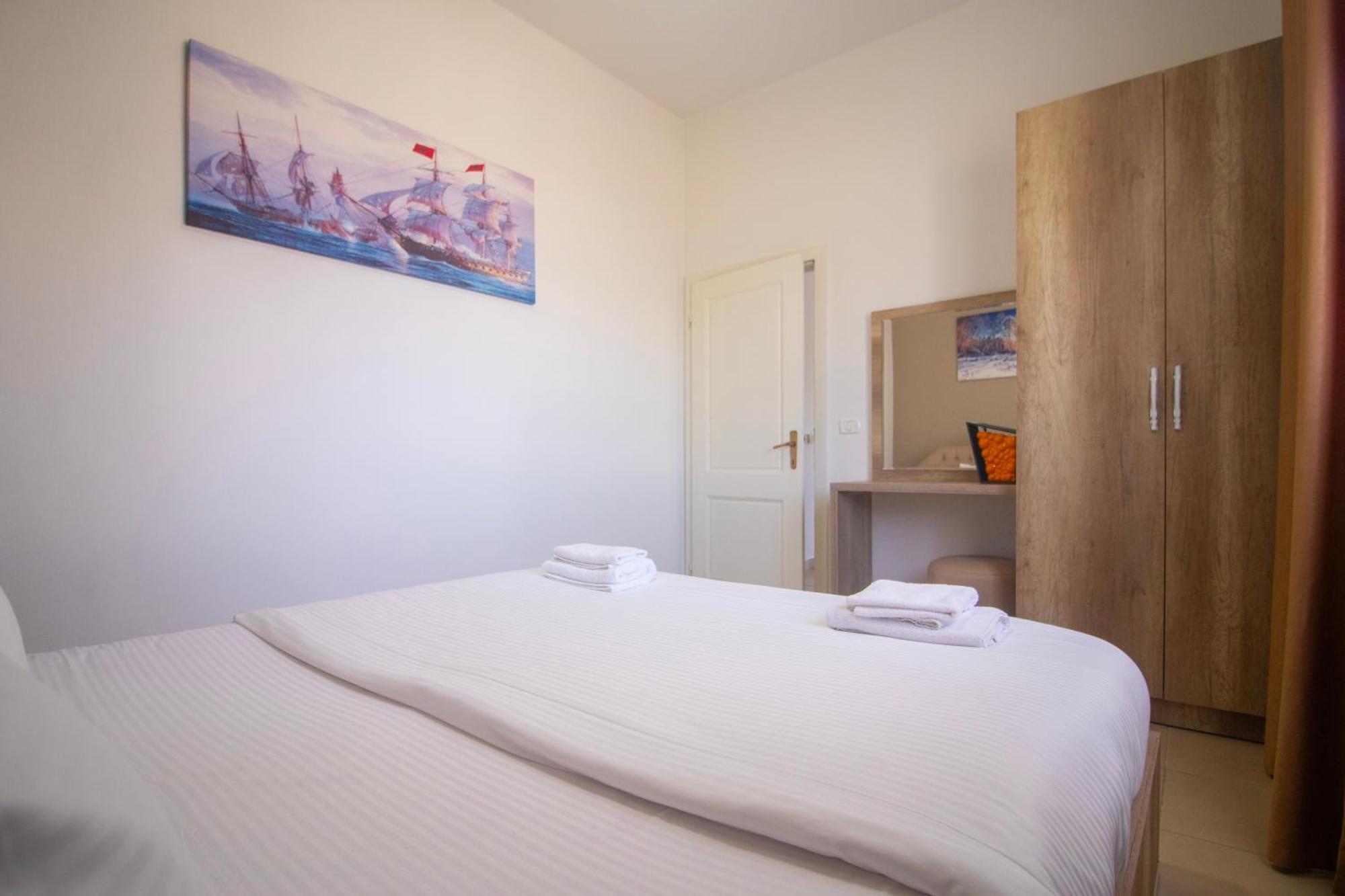 Hotel Princ Golem  Luaran gambar