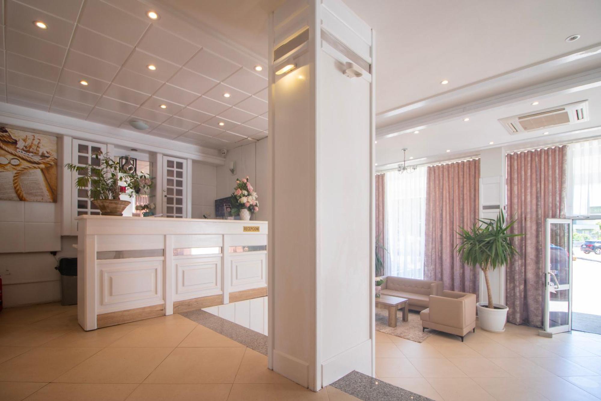 Hotel Princ Golem  Luaran gambar