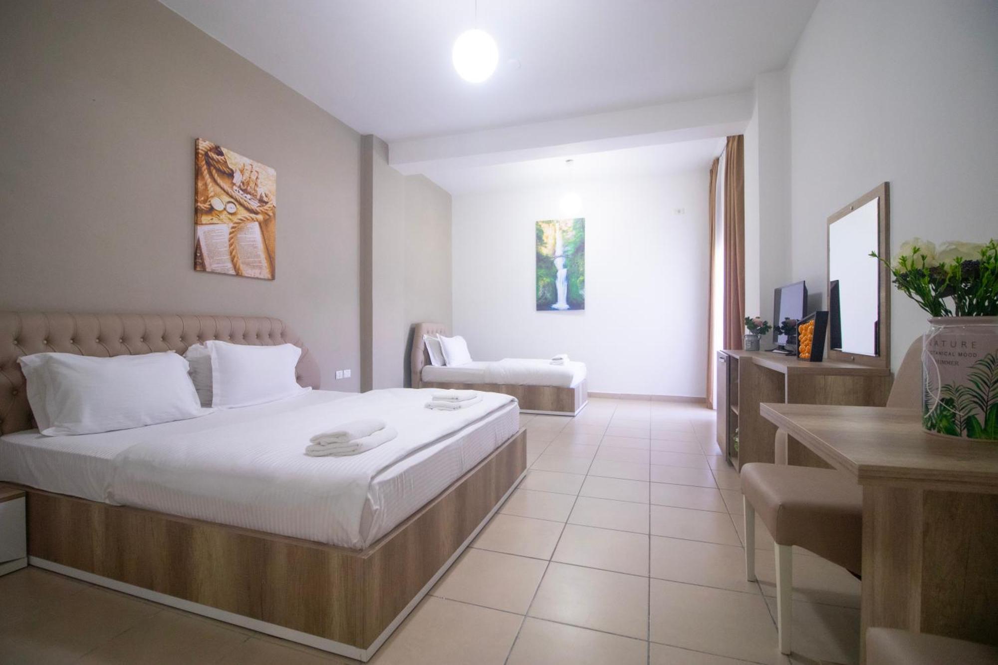 Hotel Princ Golem  Luaran gambar