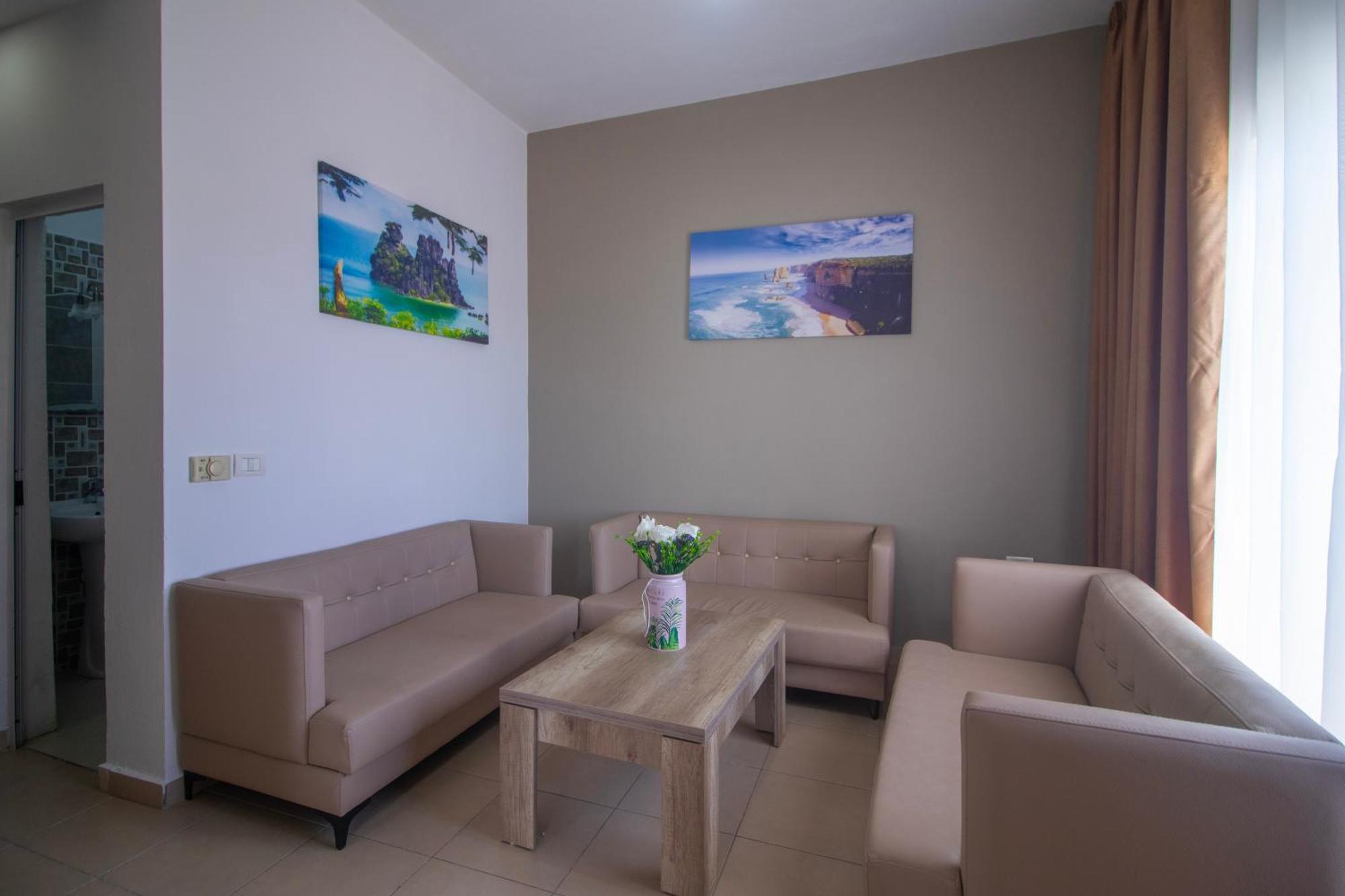 Hotel Princ Golem  Luaran gambar