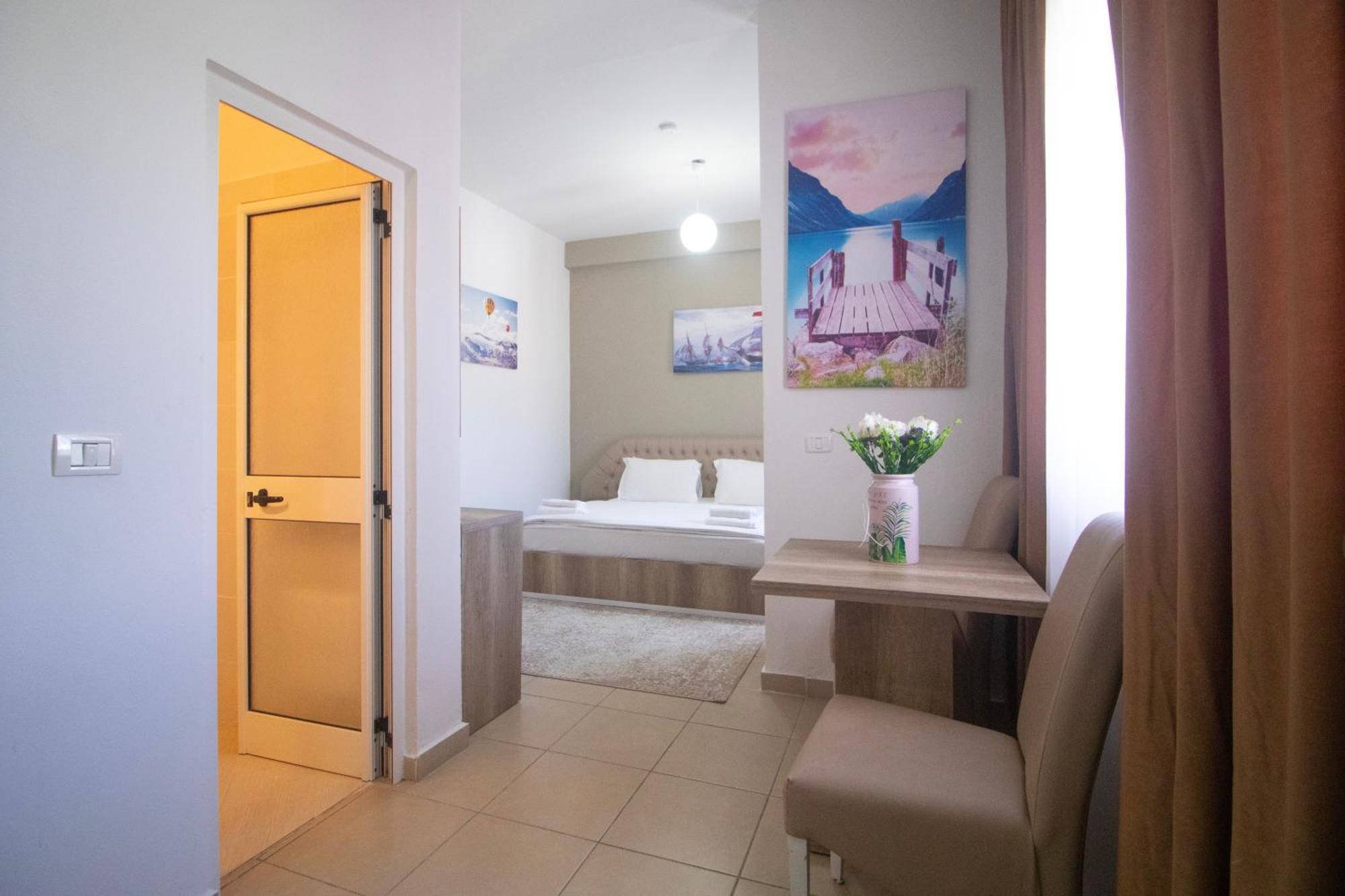Hotel Princ Golem  Luaran gambar
