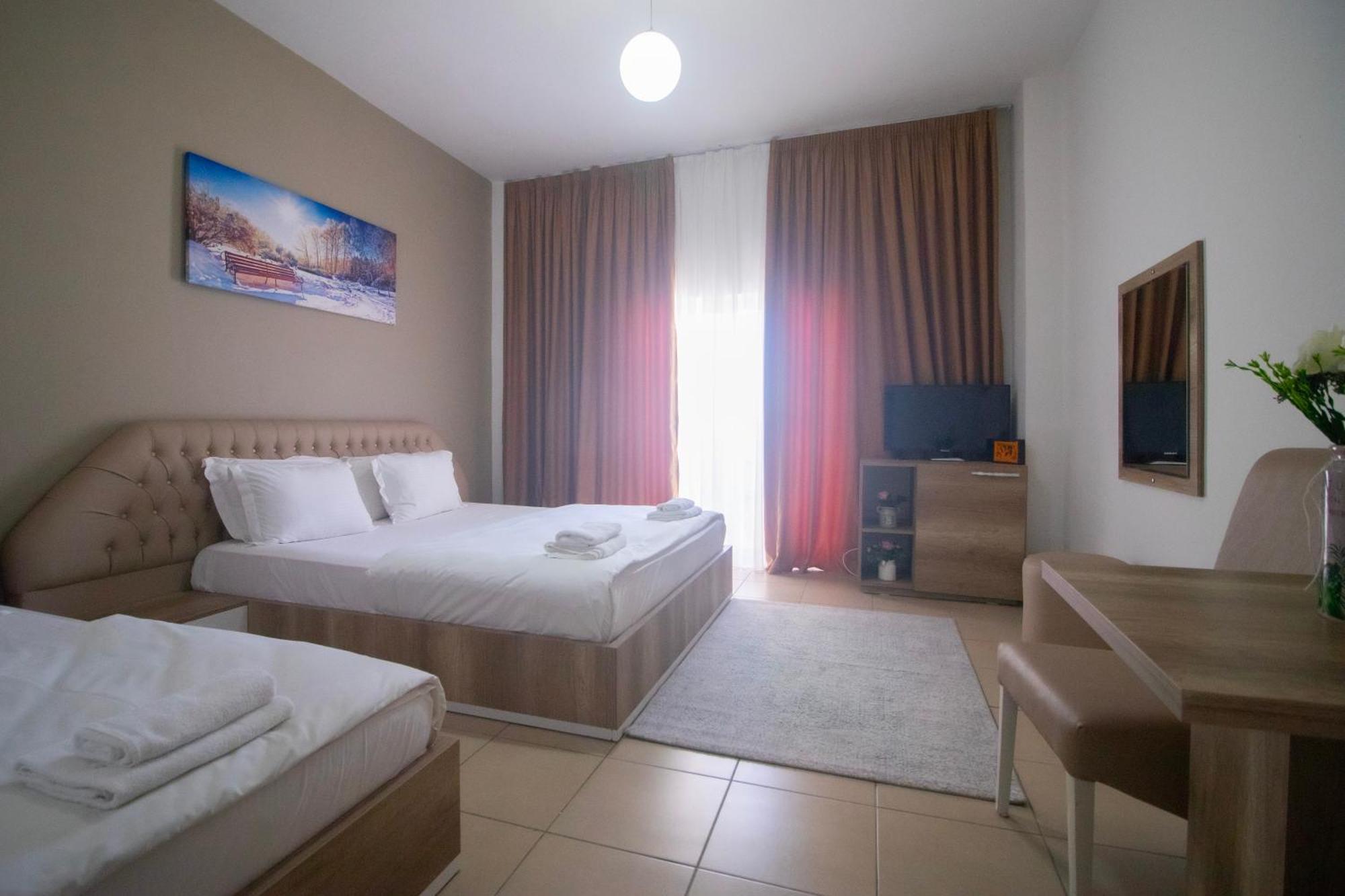 Hotel Princ Golem  Luaran gambar