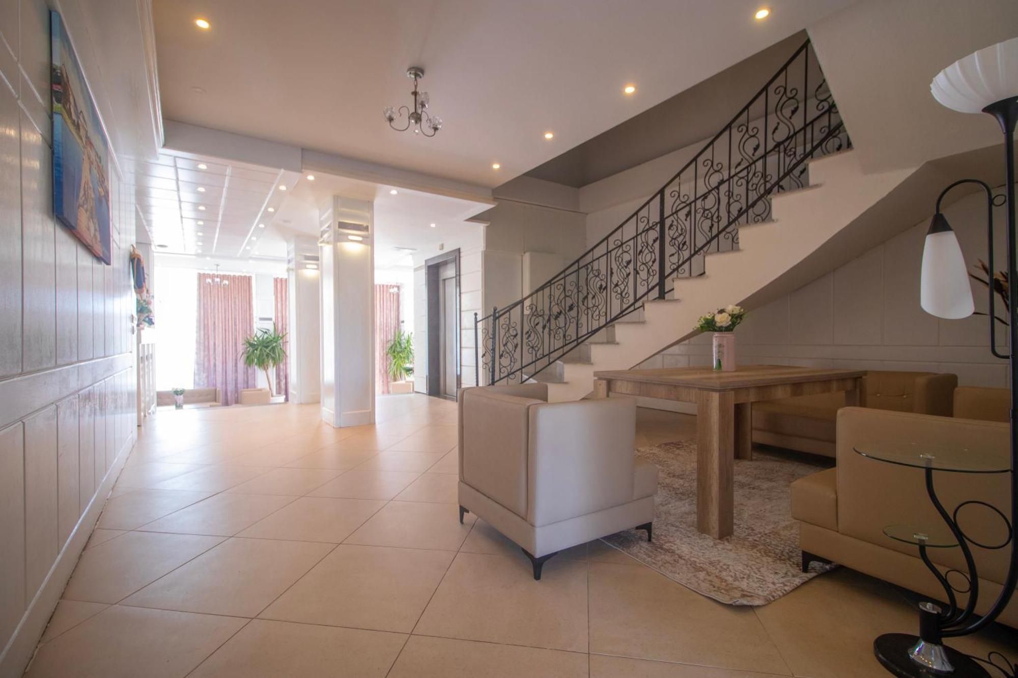 Hotel Princ Golem  Luaran gambar