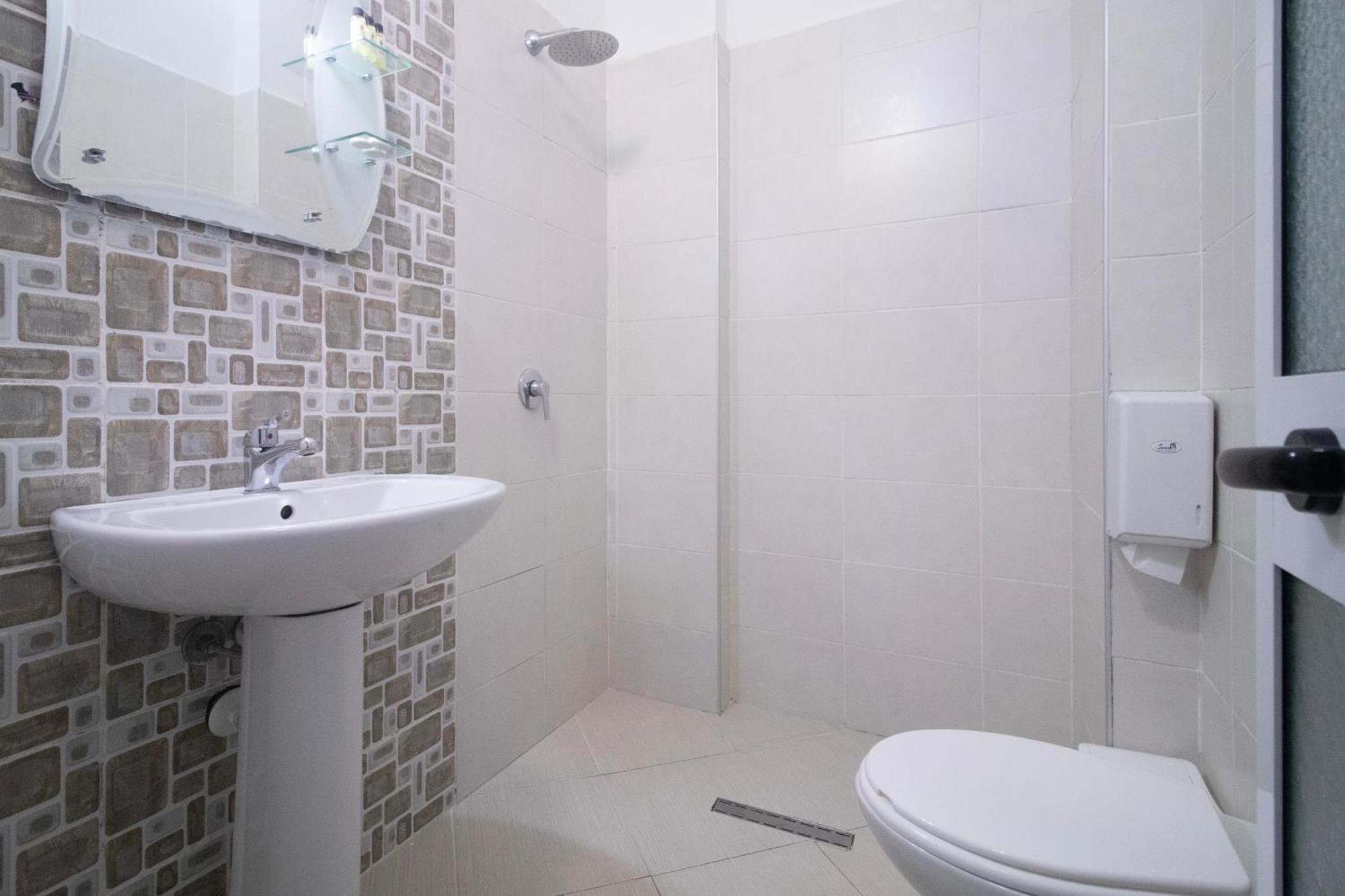 Hotel Princ Golem  Luaran gambar