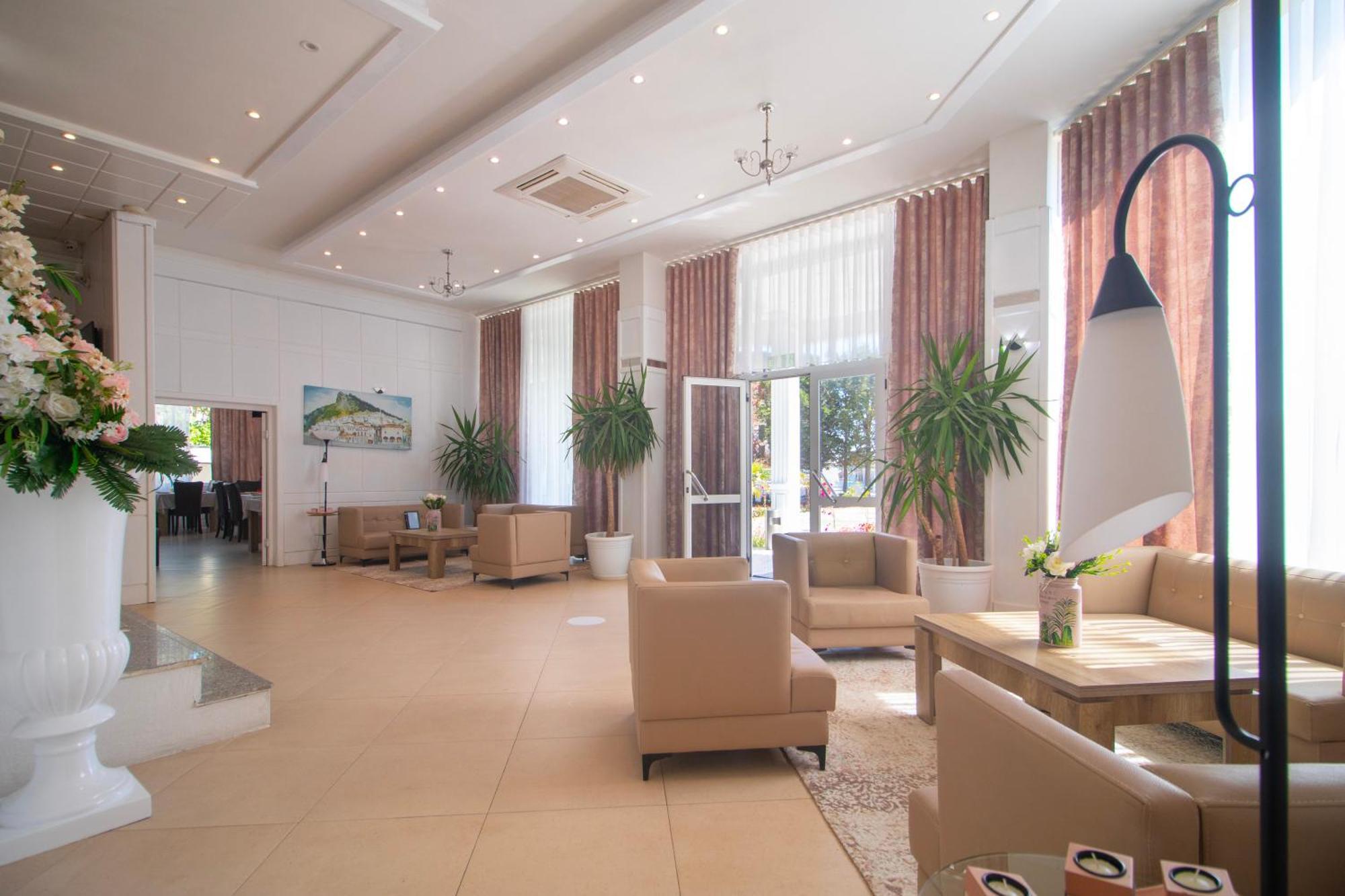 Hotel Princ Golem  Luaran gambar