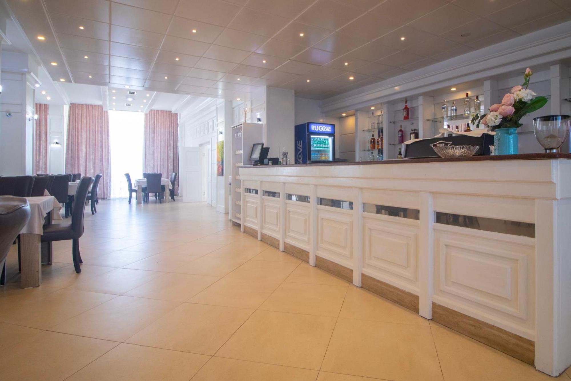 Hotel Princ Golem  Luaran gambar